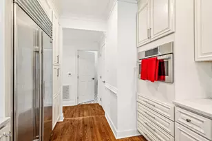 100 Greensview Dr, Cary, NC 27518 - Photo 22