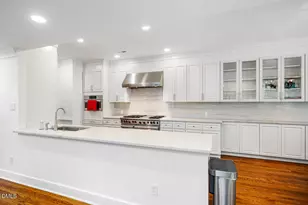 100 Greensview Dr, Cary, NC 27518 - Photo 16