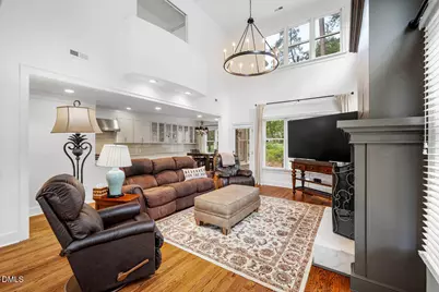 100 Greensview Drive, Cary, NC 27518 - Photo 8
