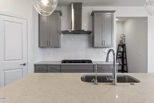 6432 Crown Pkwy, Durham, NC 27703 - Photo 16