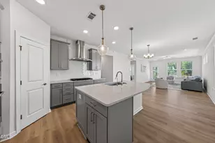 6432 Crown Pkwy, Durham, NC 27703 - Photo 10