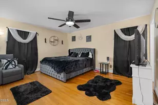 1811 Delwood Dr W, Wilson, NC 27893 - Photo 18