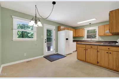 1224 Pineview Drive, Raleigh, NC 27606 - Photo 8