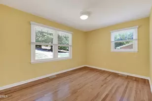 1224 Pineview Dr, Raleigh, NC 27606 - Photo 20