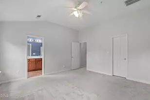 102 Cabernet Dr, Chapel Hill, NC 27516 - Photo 34