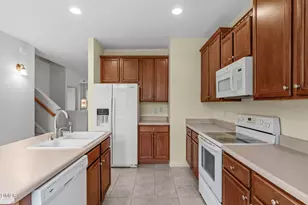 102 Cabernet Dr, Chapel Hill, NC 27516 - Photo 22