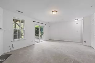 102 Cabernet Dr, Chapel Hill, NC 27516 - Photo 38