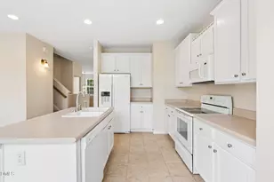 102 Cabernet Dr, Chapel Hill, NC 27516 - Photo 20