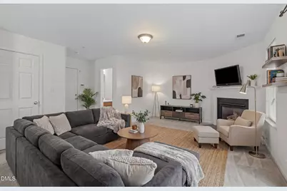 102 Cabernet Drive, Chapel Hill, NC 27516 - Photo 2