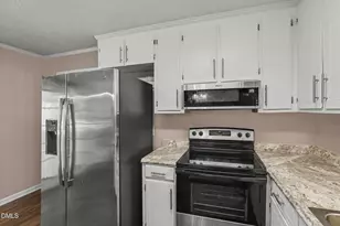 300 S Miller Ave, Goldsboro, NC 27530 - Photo 16