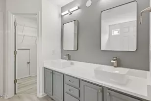 2808 Rainford Ct, Raleigh, NC 27603 - Photo 4