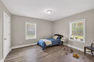 318 W 5th St, Siler City, NC 27344 - Photo 10