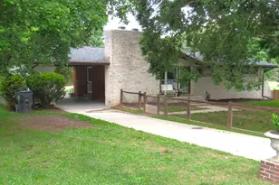 415 N Cheatham St, Franklinton, NC 27525 - Photo 1