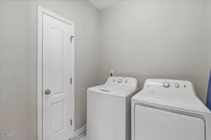 729 Highwater Pl, Fuquay-Varina, NC 27526 - Photo 40
