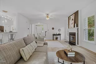 101 Streamview Dr, Cary, NC 27519 - Photo 8