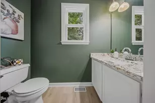 101 Streamview Dr, Cary, NC 27519 - Photo 12