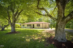 906 Circle Dr, Creedmoor, NC 27522 - Photo 2