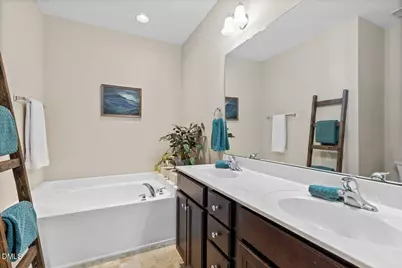 220 Beaconwood Lane, Holly Springs, NC 27540 - Photo 16