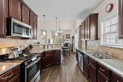 220 Beaconwood Lane, Holly Springs, NC 27540 - Photo 6