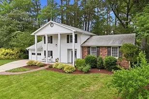5004 Foxlair Ct, Raleigh, NC 27609 - Photo 8