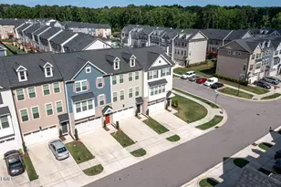 822 Richmont Grove Ln, Apex, NC 27523 - Photo 2