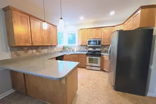 1003 Inglenook Pl, Apex, NC 27502 - Photo 6