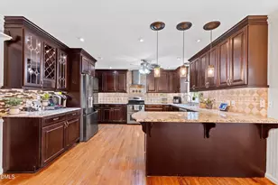 2802 Camfield Pl, Garner, NC 27529 - Photo 10