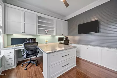 8512 Broderick Place, Cary, NC 27519 - Photo 14