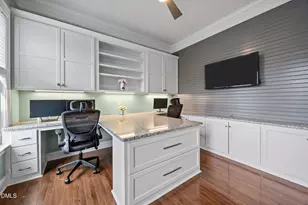 8512 Broderick Pl, Cary, NC 27519 - Photo 14