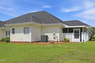 150 Glen Almond Ct, Dunn, NC 28334 - Photo 2