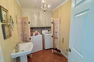 1080 Hedrick Dr, Henderson, NC 27537 - Photo 32