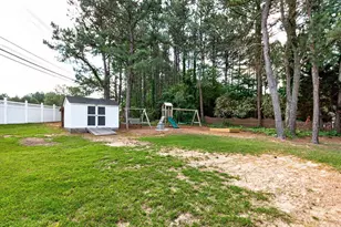 3936 Lauriston Rd, Raleigh, NC 27616 - Photo 38