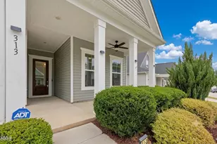 313 Warm Wind Dr, Clayton, NC 27527 - Photo 2
