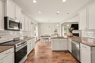 52 Heirloom Ct, Benson, NC 27504 - Photo 10