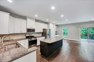 2007 Ackerman Hill Dr, Apex, NC 27502 - Photo 14