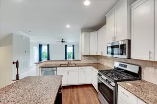 2007 Ackerman Hill Dr, Apex, NC 27502 - Photo 16
