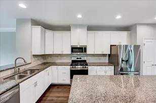 2007 Ackerman Hill Dr, Apex, NC 27502 - Photo 12