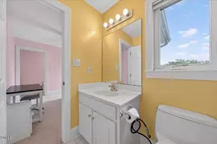 7328 John Hopkins Ct, Raleigh, NC 27616 - Photo 28