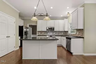 401 Peachtree Point Ct, Cary, NC 27513 - Photo 14