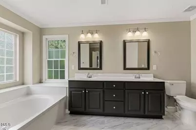 401 Peachtree Point Court #401, Cary, NC 27513 - Photo 32