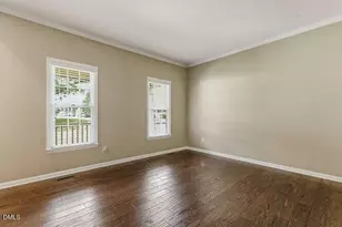 401 Peachtree Point Ct, Cary, NC 27513 - Photo 8