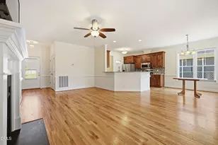 922 Award St, Fuquay Varina, NC 27526 - Photo 6