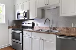 1513 E Franklin St, Chapel Hill, NC 27514 - Photo 14