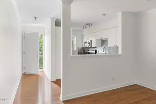 1513 E Franklin St, Chapel Hill, NC 27514 - Photo 8