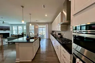 111 Cressida Woods Dr, Holly Springs, NC 27540 - Photo 4