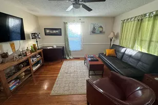 8551 Chapel Hill Rd, Cary, NC 27513 - Photo 4