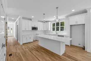 518 Heather Dr, Raleigh, NC 27606 - Photo 14