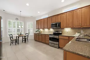 11121 Bayberry Hills Dr, Raleigh, NC 27617 - Photo 6