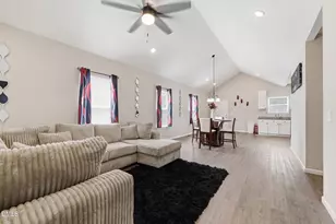 1467 Pollard Ave, Burlington, NC 27217 - Photo 2