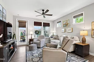 8213 White Star Dr, Fuquay-Varina, NC 27526 - Photo 6